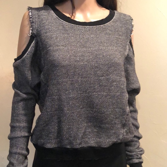 Akira Chicago Tops - Akira Chicago red label distressed cold shoulder sweatshirt. Size S